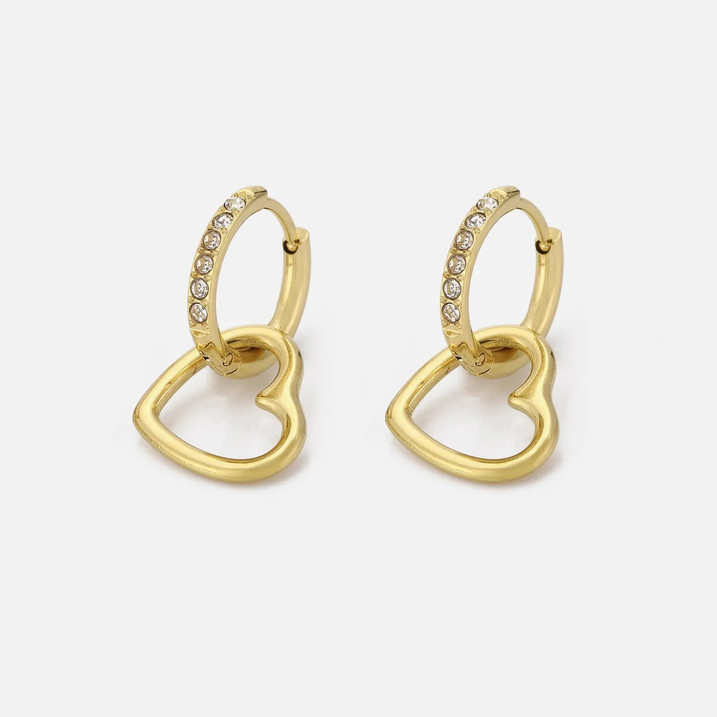 oorring_steentjes_hartje__1.webp Oorring steentjes hartje goud