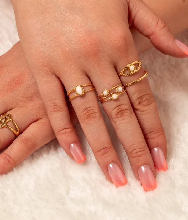 Ring witte steen goud